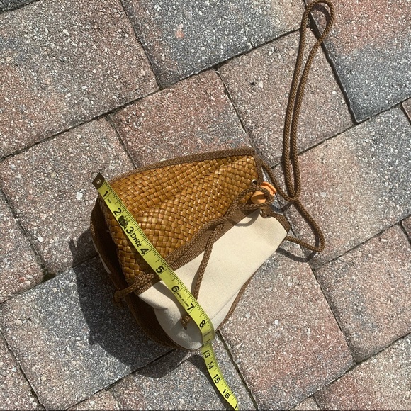 Canvas/Straw/Braided Rope Made in Italy Bucket Bag - Picture 8 of 14
